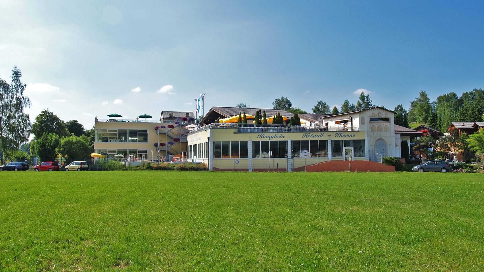 Die Königliche Kristall-Therme in Schwangau - Therme bei <a href = 'https://www.montaregio.de/de/regionen/allgaeu/ostallgaeu/fuessen.html' target = _self >Füssen</a>